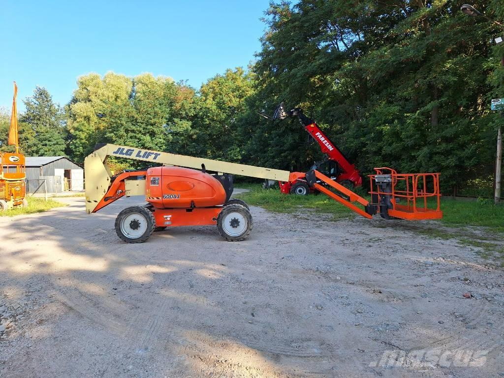 JLG 600AJ Kĺbové plošiny