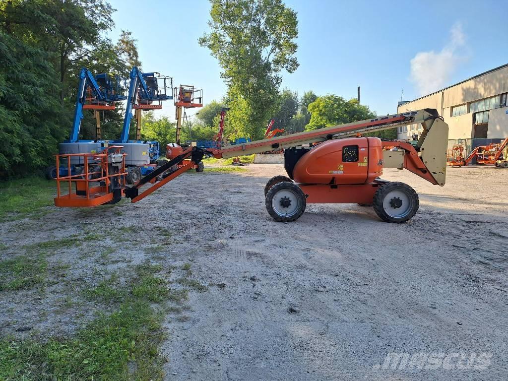 JLG 600AJ Kĺbové plošiny