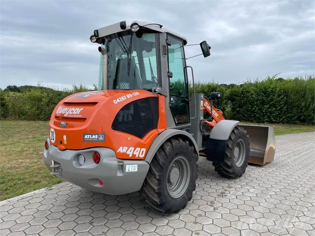 Atlas AR440SL Kolesové nakladače