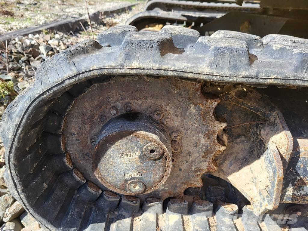 Komatsu PC24MR-5 Mini rýpadlá < 7t