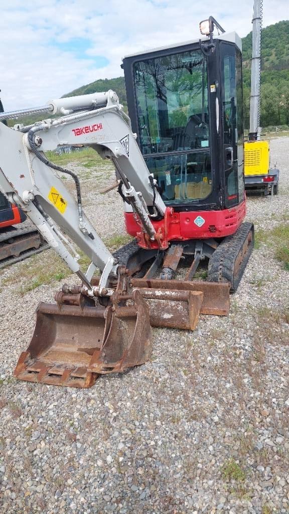 Takeuchi TB 23 R Mini rýpadlá < 7t