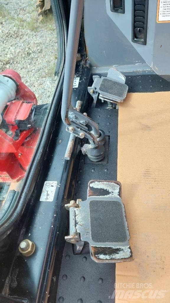 Takeuchi TB 23 R Mini rýpadlá < 7t
