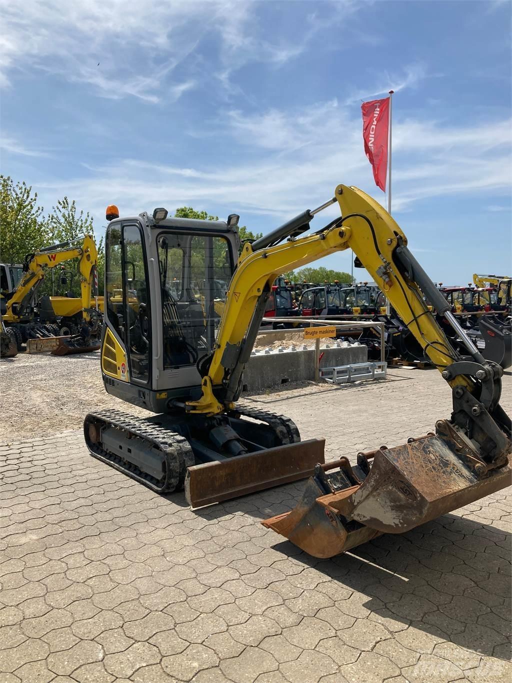Wacker Neuson ET24 Mini rýpadlá < 7t