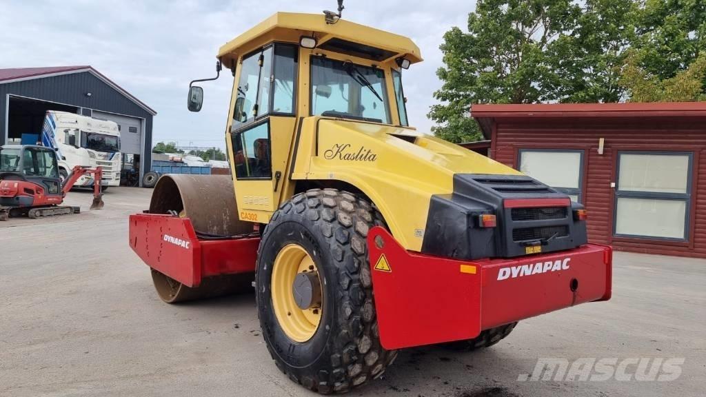 Dynapac CA 302 D Ťahačové valce