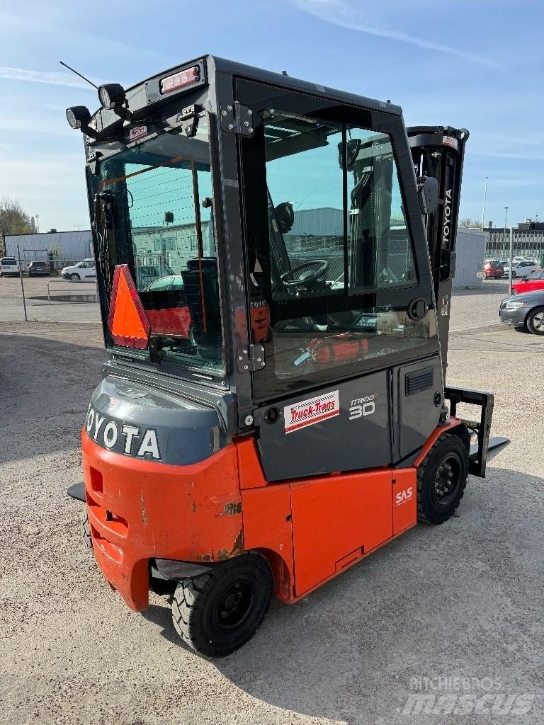 Toyota 8FBMKT30 Akumulátorové vozíky