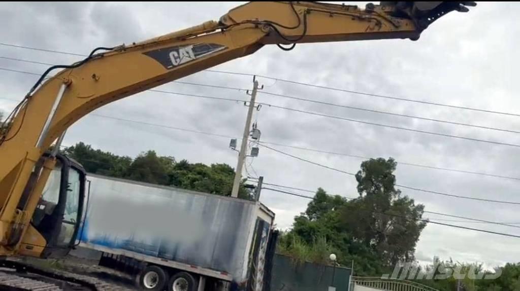 CAT 320 C L Pásové rýpadlá