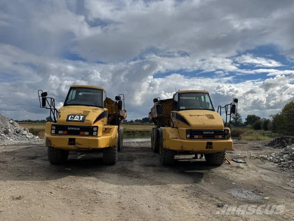 CAT 730 Kĺbové nákladné autá