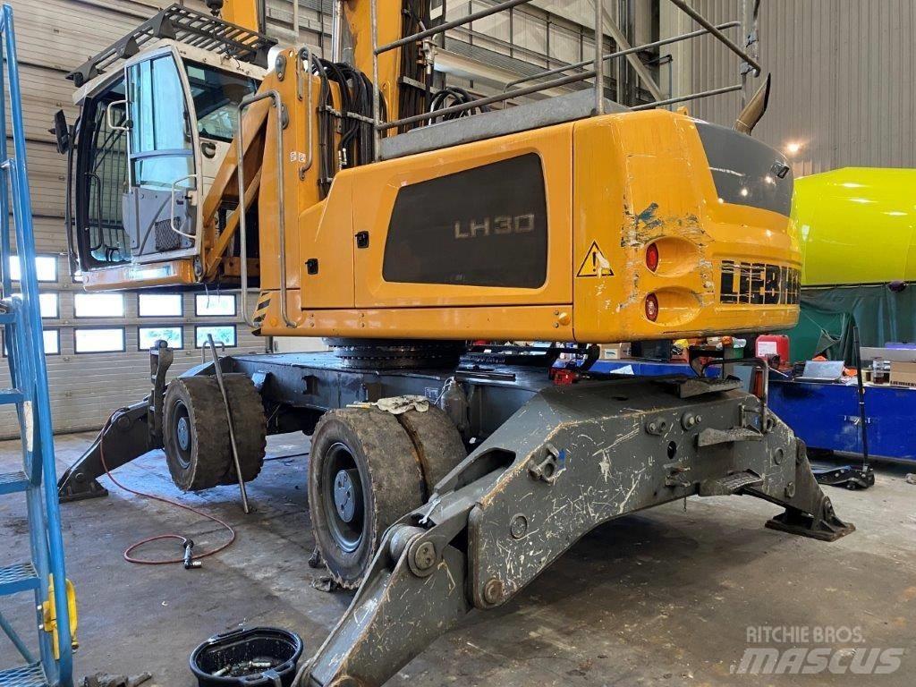 Liebherr LH 30 M Stroje pre manipuláciu s odpadom