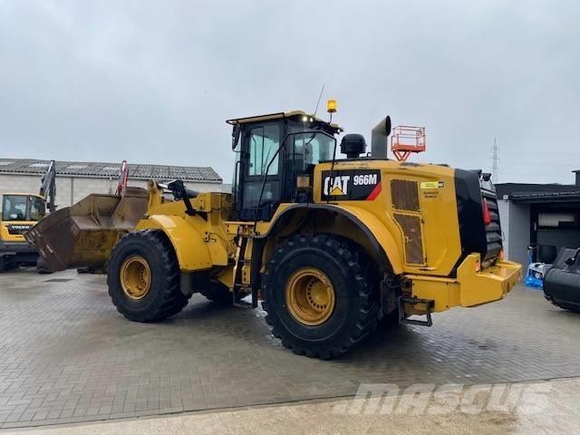 CAT 966 M Kolesové nakladače