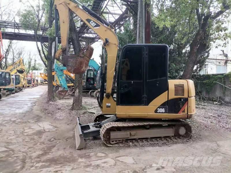 CAT 306 Mini rýpadlá < 7t