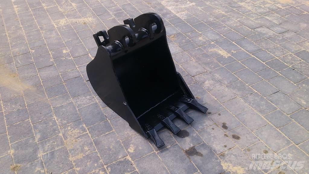 JCB 8008 Mini rýpadlá < 7t