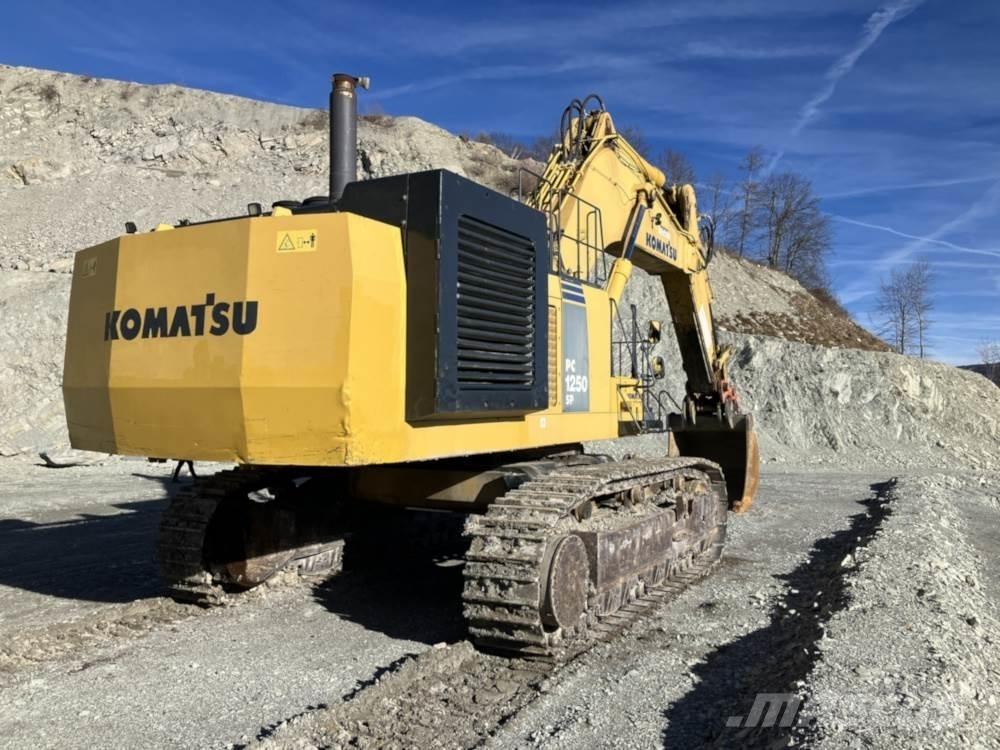 Komatsu PC1250-8 Pásové rýpadlá