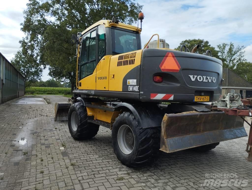 Volvo EW 140 C Kolesové rýpadlá