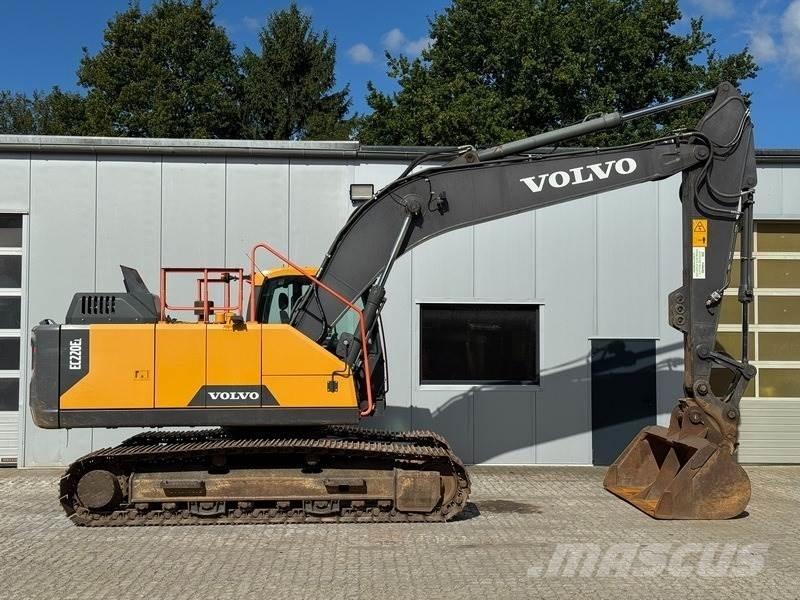 Volvo EC 220 EL Pásové rýpadlá