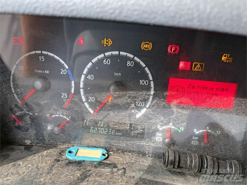 Scania P310 + HR Plošinové nákladné automobily/nákladné automobily so sklápacími bočnicami