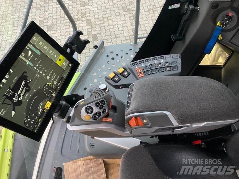CLAAS LEXION 5400 Kombinované zberacie stroje