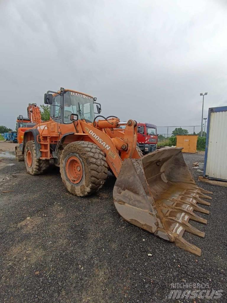 Doosan DL 350 Kolesové nakladače