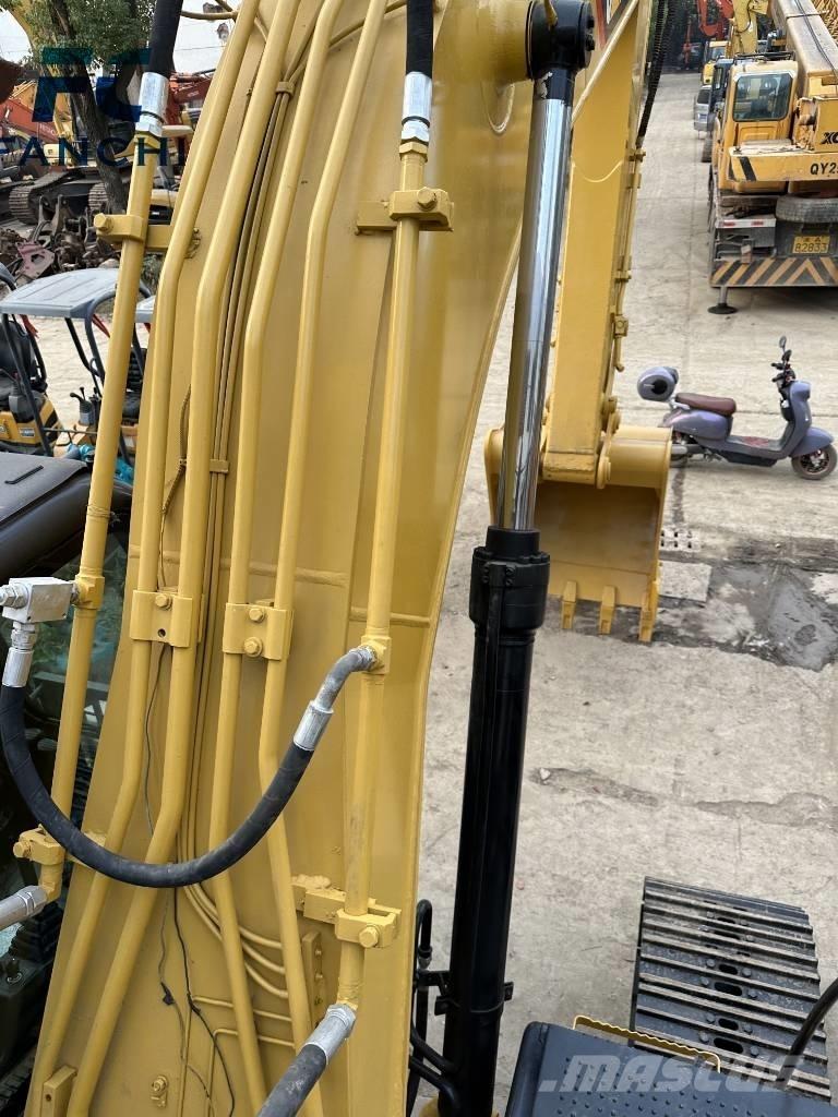 CAT 320 D Pásové rýpadlá