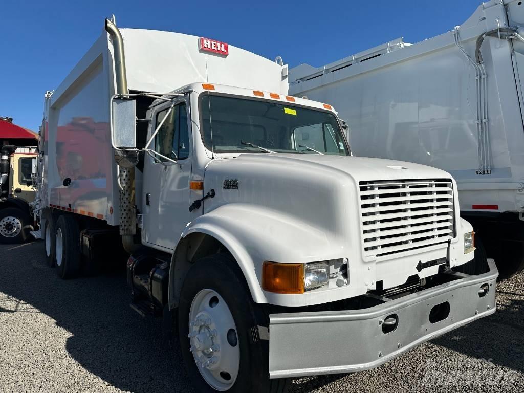International 4900 Smetiarske vozidlá