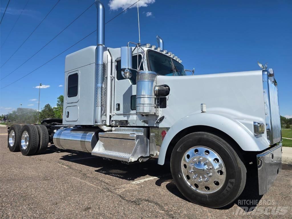 Kenworth W 900 Ťahače