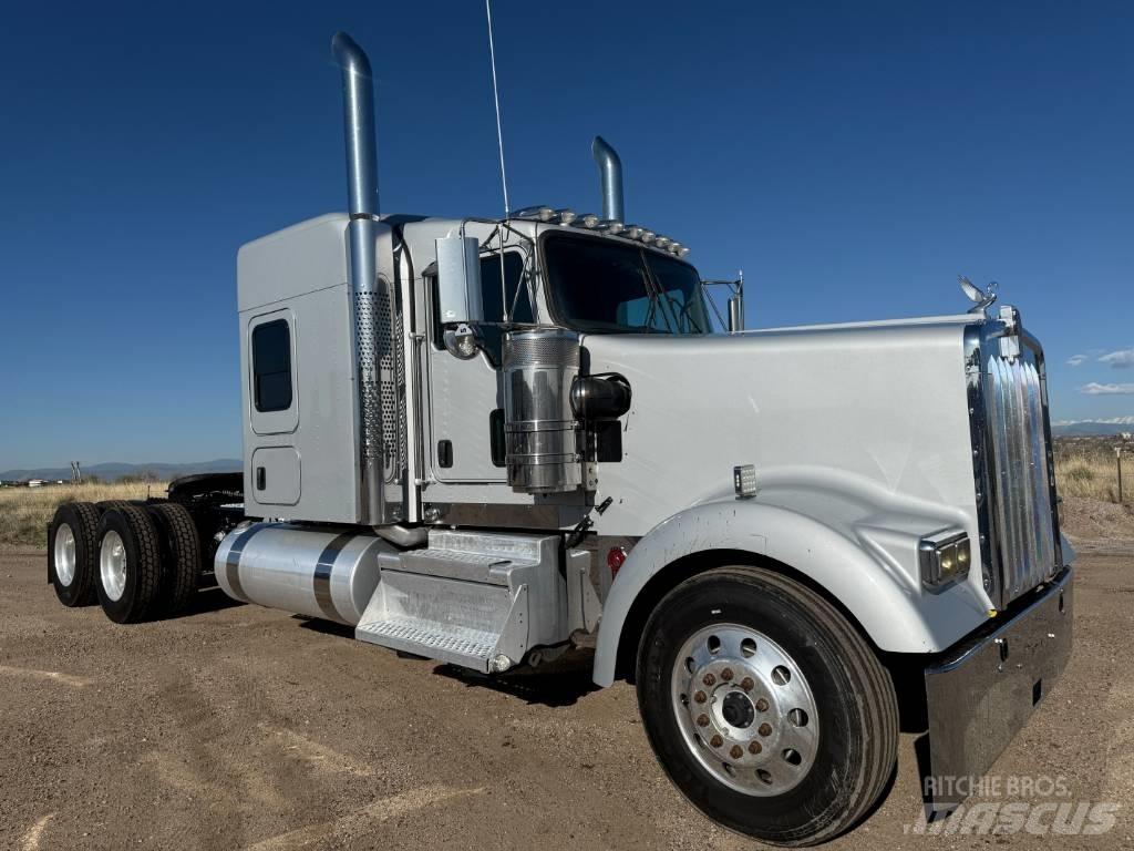 Kenworth W 900 Ťahače