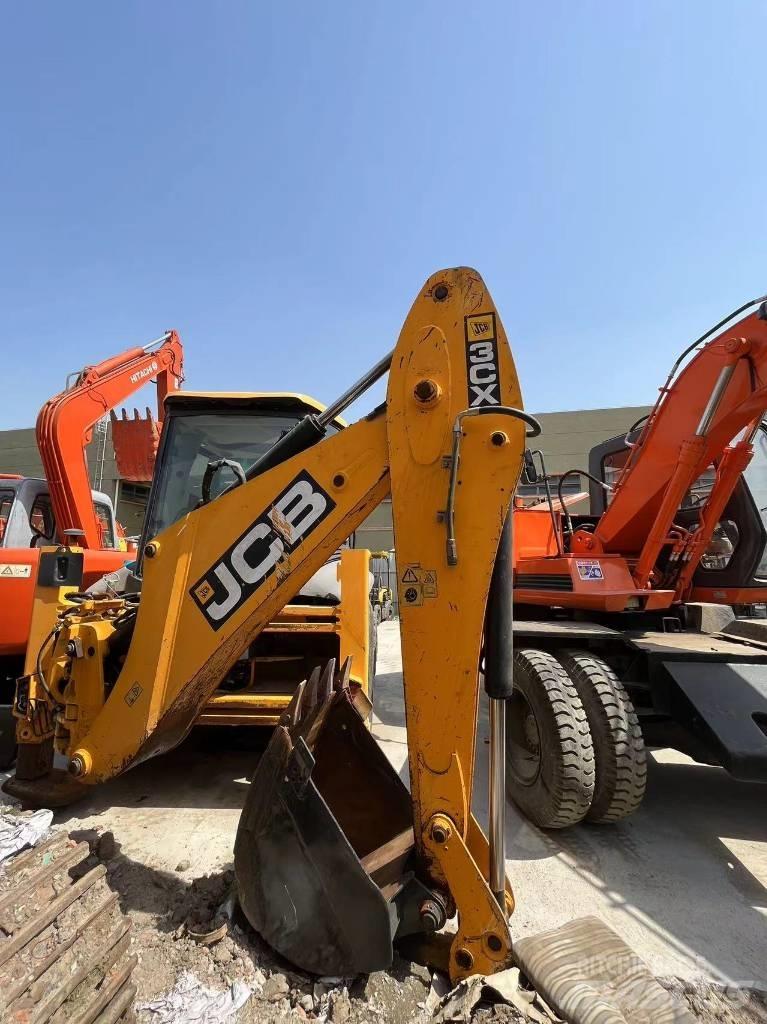 JCB 3 CX Rýpadlo-nakladače