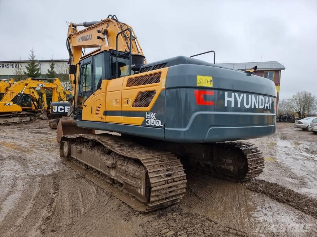 Hyundai HX 300 L Pásové rýpadlá