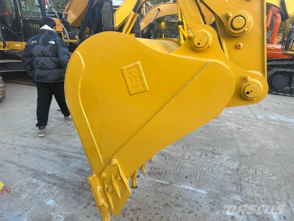 CAT 320 GC Pásové rýpadlá