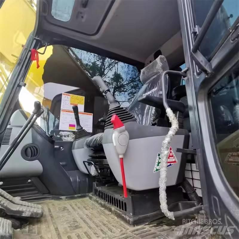 Komatsu PC270 Pásové rýpadlá