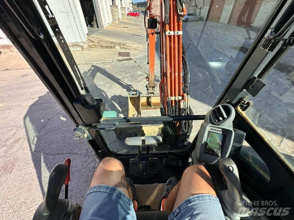 Hitachi ZX 33 U-6 Mini rýpadlá < 7t
