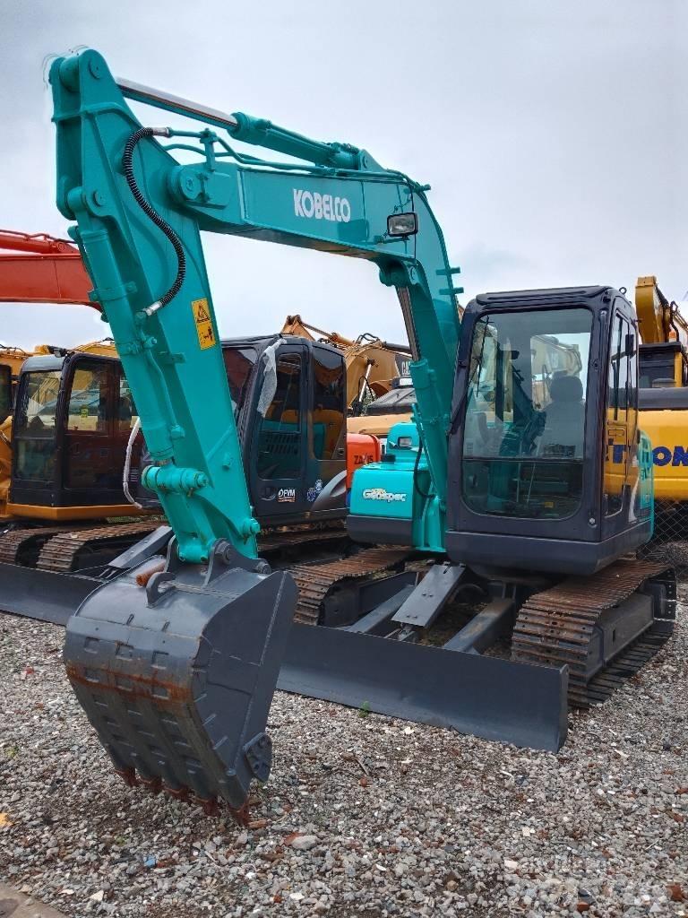 Kobelco SK 75 SR Midi rýpadlá 7 t - 12 t