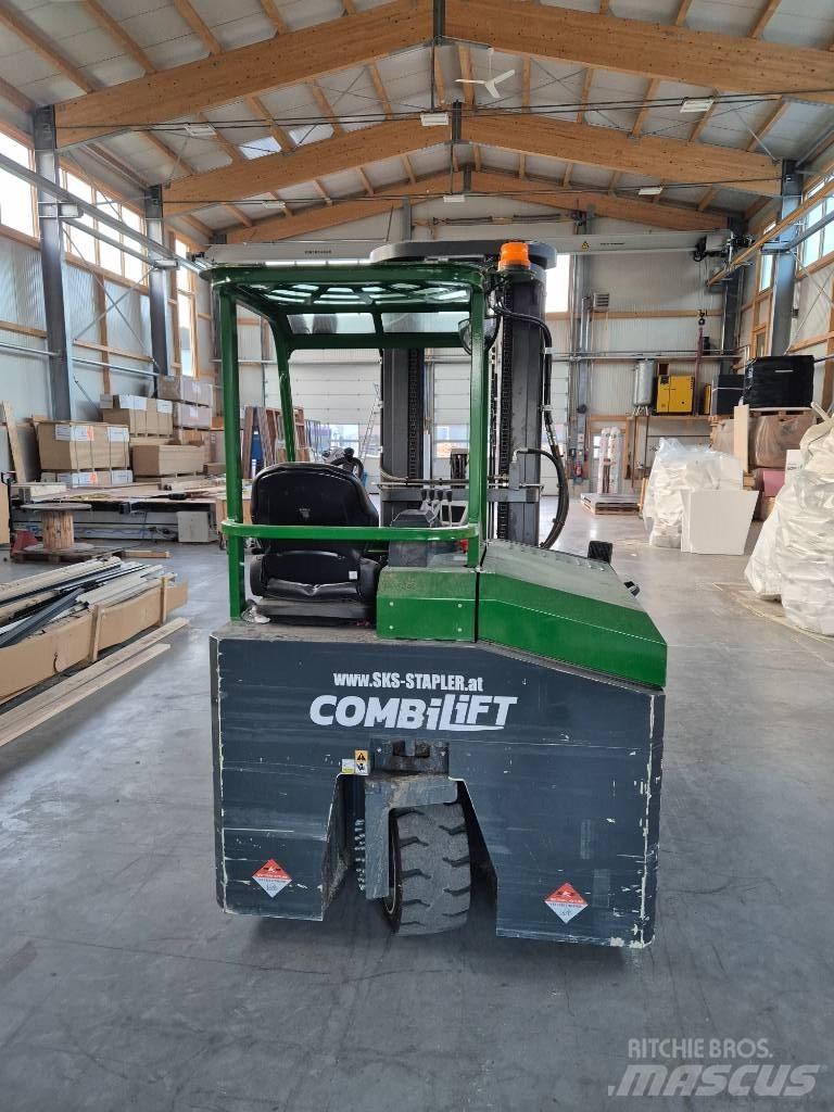 Combilift CBE 2500 Akumulátorové vozíky