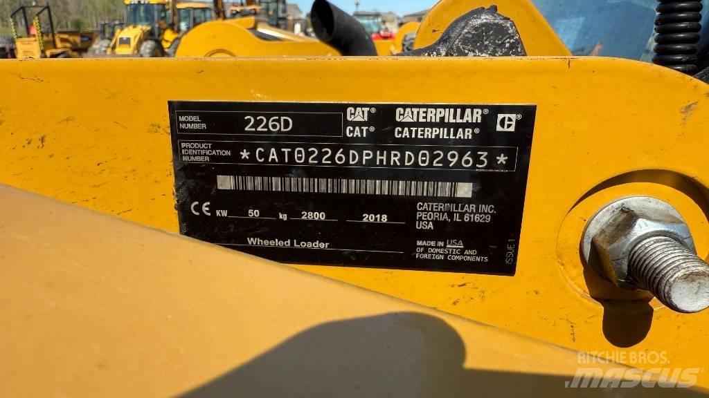 CAT 226 D Šmykom riadené nakladače