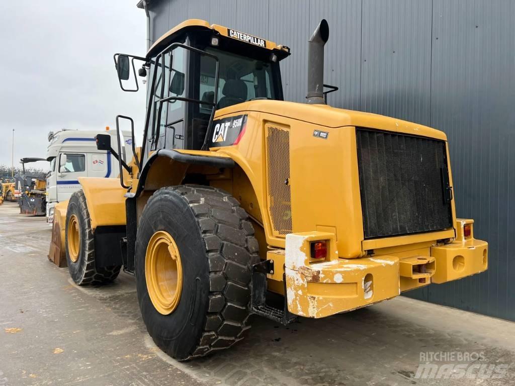 CAT 950H Kolesové nakladače