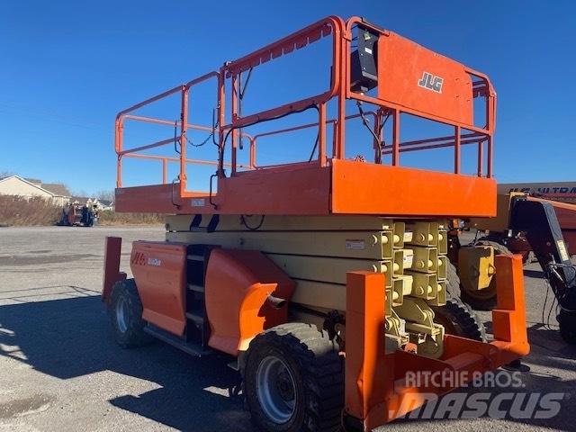 JLG 4394 RT Kĺbové plošiny