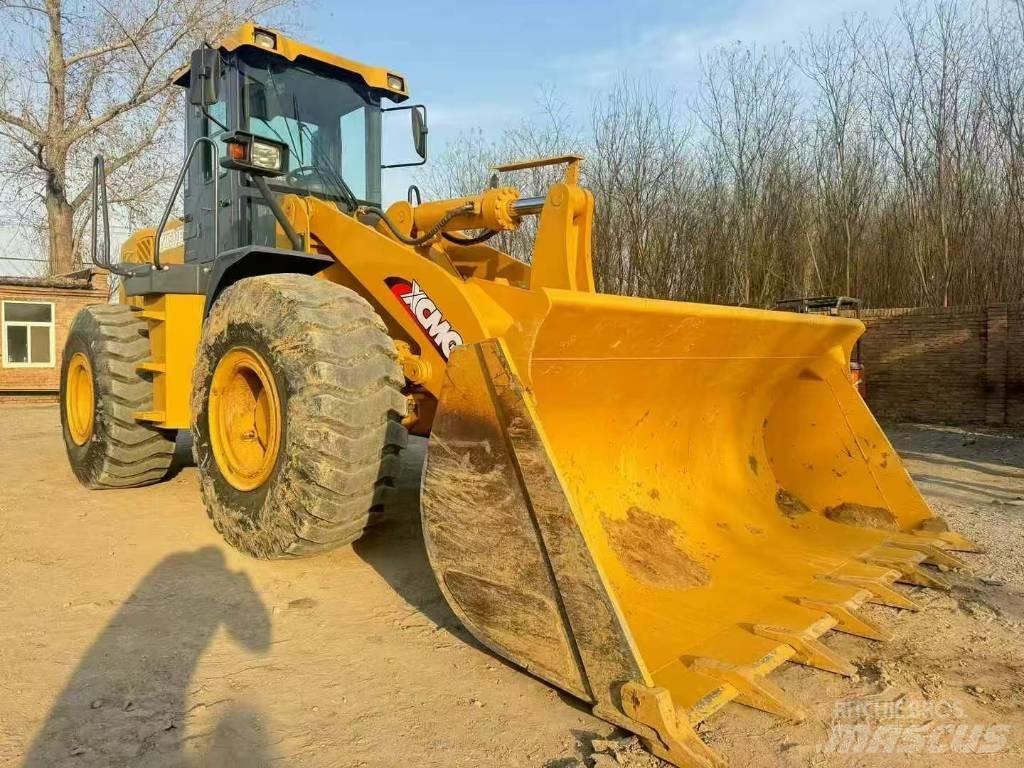 XCMG LW 500 F N Kolesové nakladače