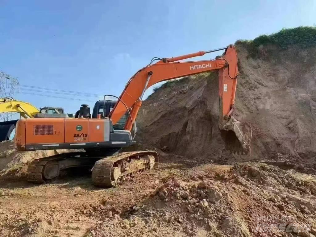 Hitachi ZX240 Pásové rýpadlá