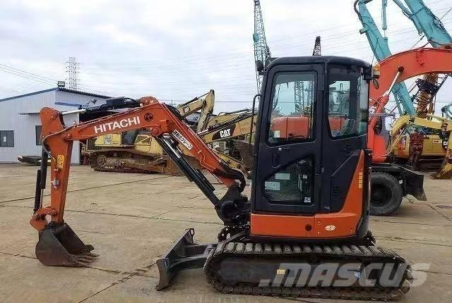Hitachi 30 Pásové rýpadlá