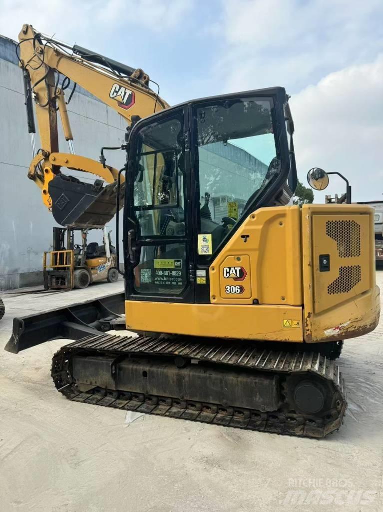 CAT 306 Mini rýpadlá < 7t