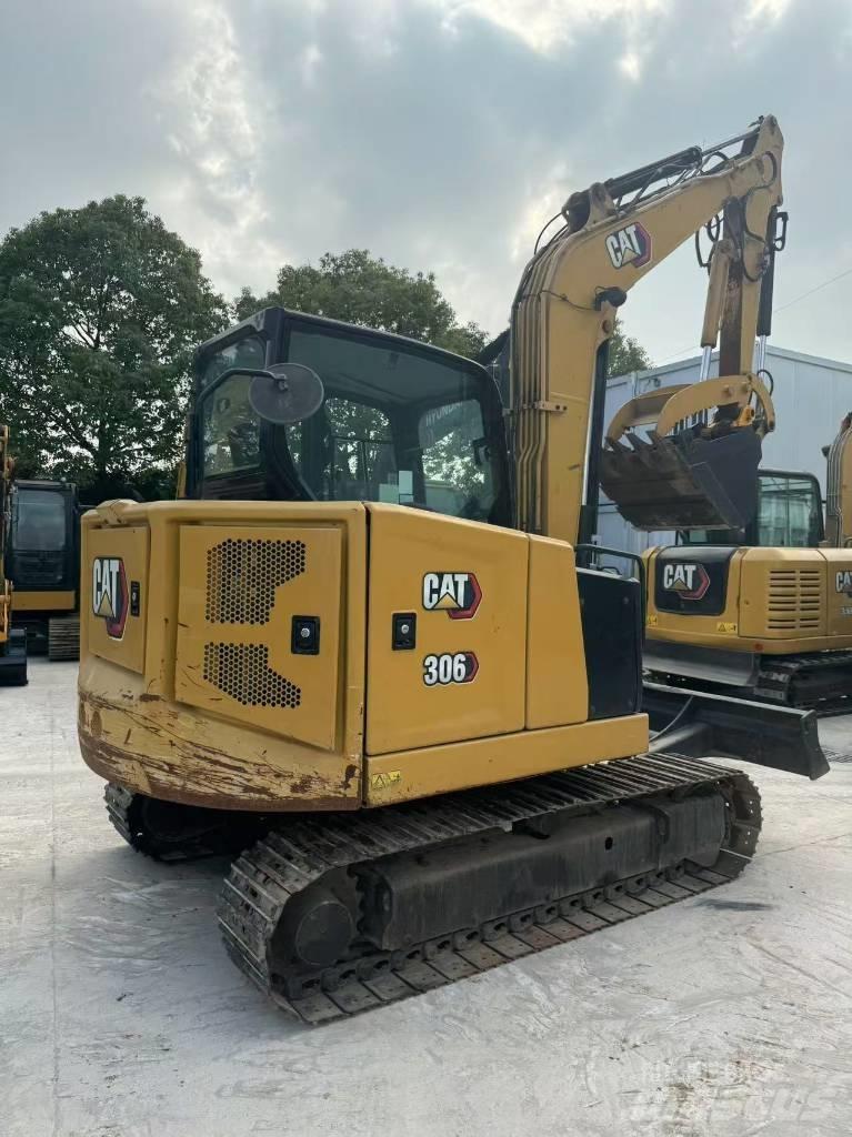 CAT 306 Mini rýpadlá < 7t