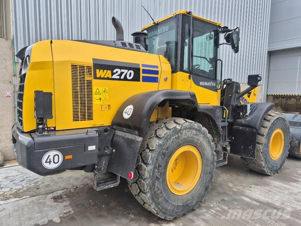 Komatsu WA 270-8 Kolesové nakladače