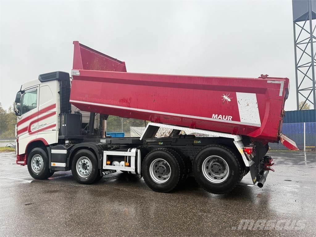Volvo FH540 8x4 Sklápače