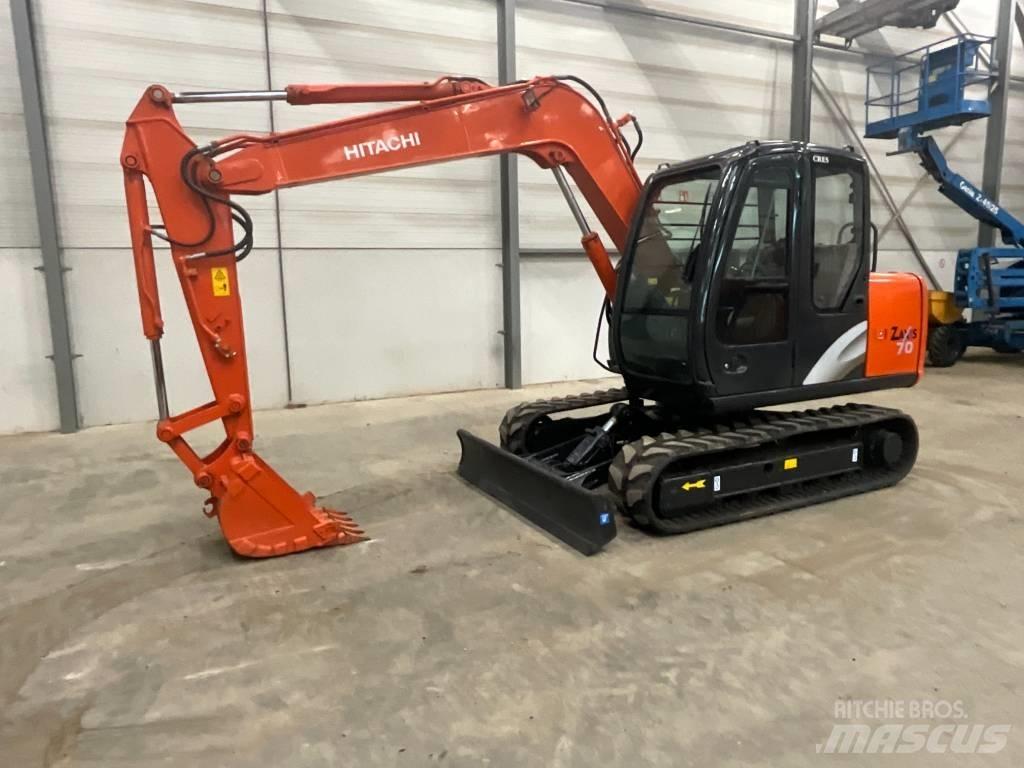 Hitachi ZX 70 Midi rýpadlá 7 t - 12 t