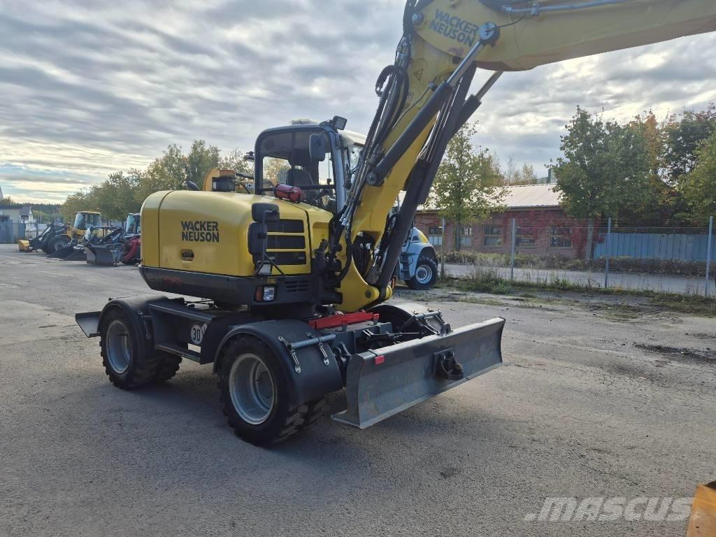 Wacker Neuson EW100 Kolesové rýpadlá