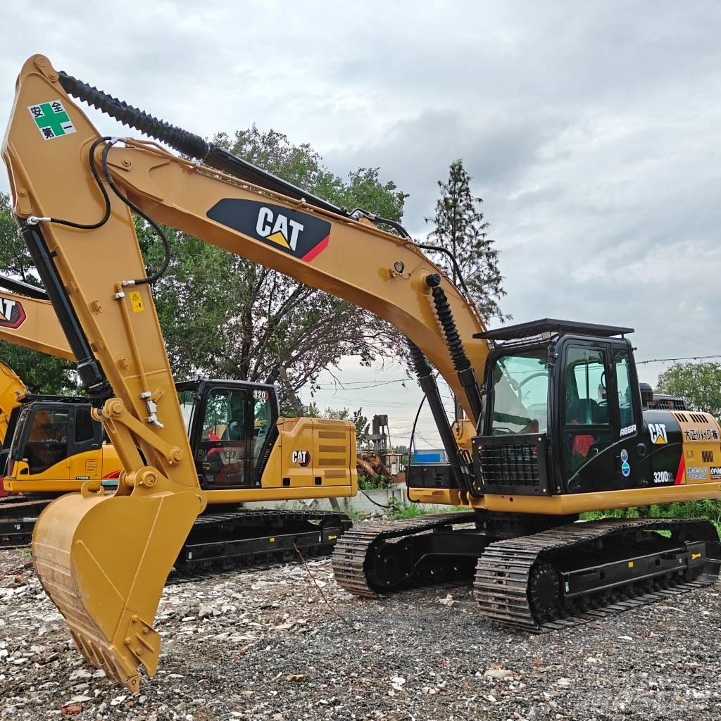 CAT 320D2 Pásové rýpadlá
