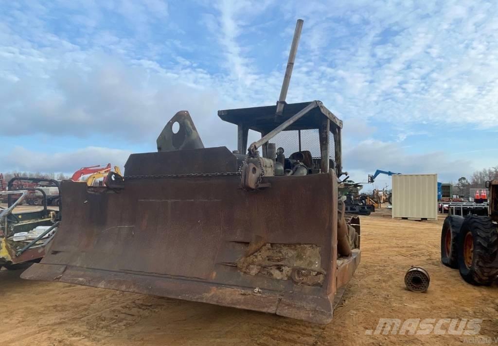 CAT D 7 E Pásové dozéry
