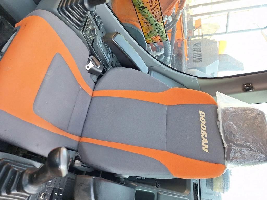 Doosan DX235lc Pásové rýpadlá