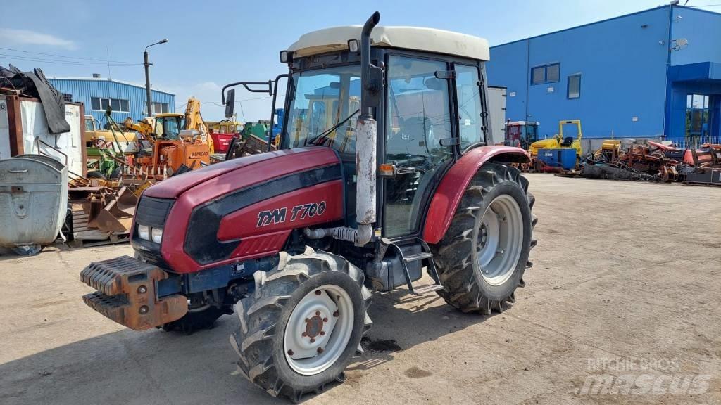 TYM T700 Traktory