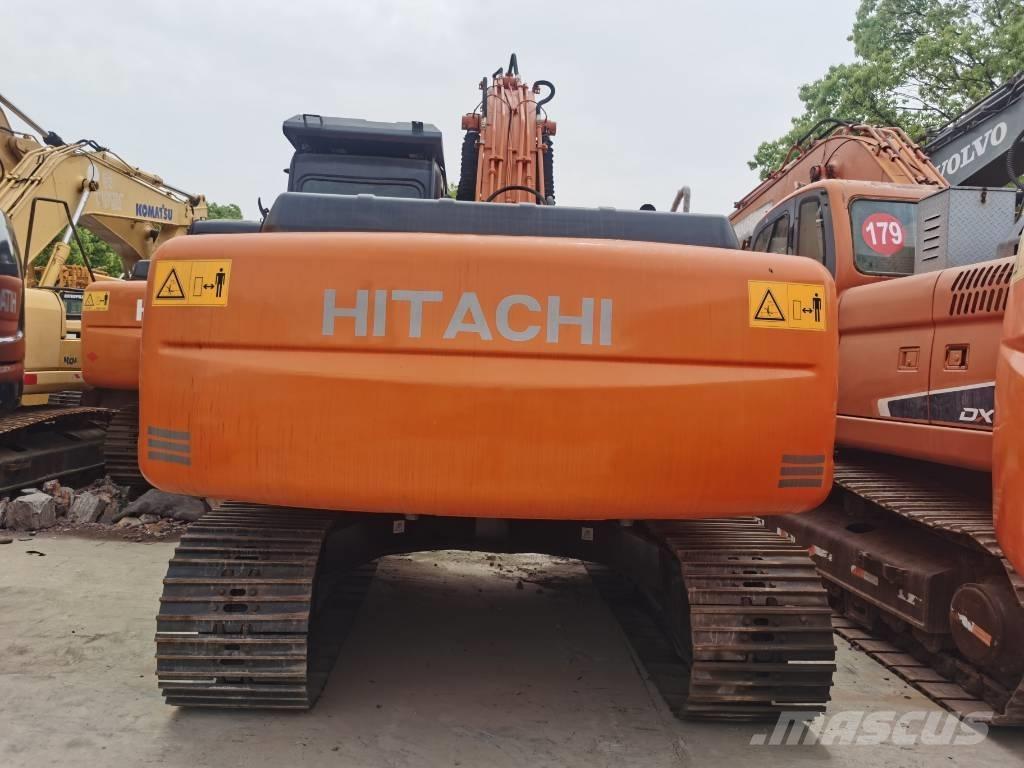 Hitachi ZX 200 Pásové rýpadlá