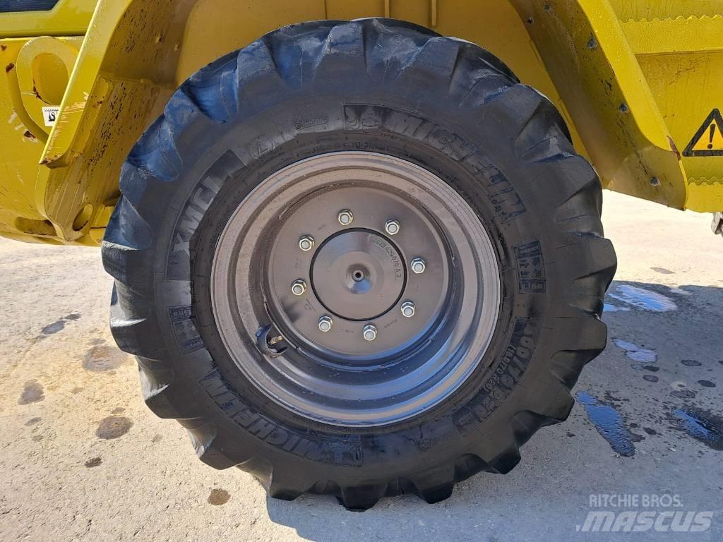 Volvo L 35 G Šmykom riadené nakladače